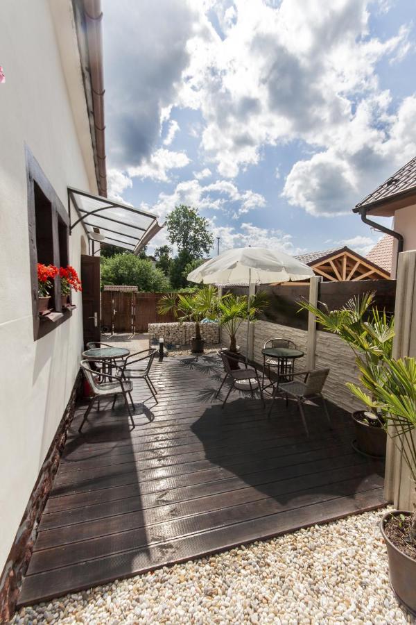 Levial Rooms Velky Slavkov Exterior photo
